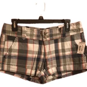 🏷NWT* Aeropostale Plaid Green Khaki Shorts